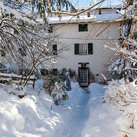 Villa Fedora Lizzano In Belvedere Exteriör bild